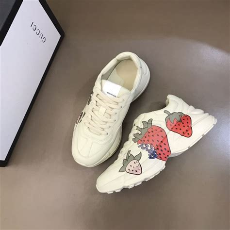 gucci schuhe beige|Gucci rhyton strawberry sneakers.